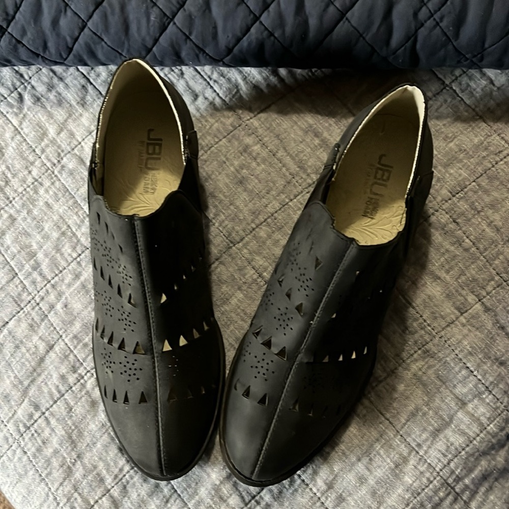 Ankle Boots, New, Size 9 and cute with jeans, slacks and skirts. 1 3/4” heel.